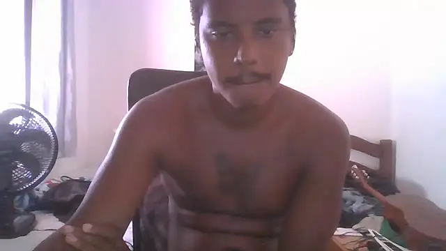 Snapshot of ONegodoce25 chatting on July 19, 2026, 1:52 pm ONegodoce25 online show from July 19, 2026, 1:52 pm