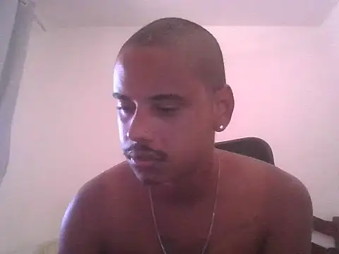 Snapshot of ONegodoce25 chatting on May 18, 2026, 5:51 pm ONegodoce25 online show from May 18, 2026, 5:51 pm