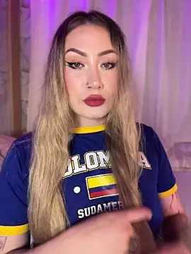 Snapshot of Lally_Valencia__ chatting on June 25, 2026, 4:10 am Lally Valencia online show from June 25, 2026, 4:10 am