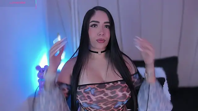 Snapshot of Nikki_vega chatting on February 6, 2025, 5:03 am Nikki vega online show from February 6, 2025, 5:03 am