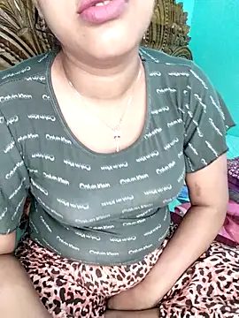 Snapshot of monekhan123 chatting on December 1, 2025, 10:16 am monekhan123 online show from December 1, 2025, 10:16 am