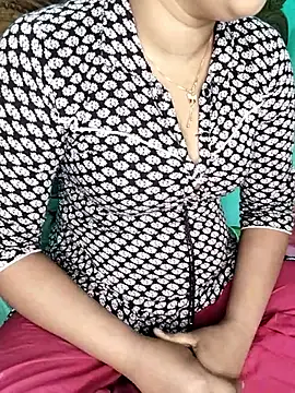 Snapshot of monekhan123 chatting on December 16, 2025, 3:33 am monekhan123 online show from December 16, 2025, 3:33 am