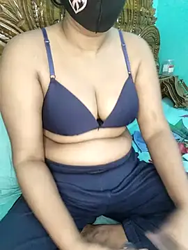 Snapshot of monekhan123 chatting on January 12, 2026, 7:15 am monekhan123 online show from January 12, 2026, 7:15 am