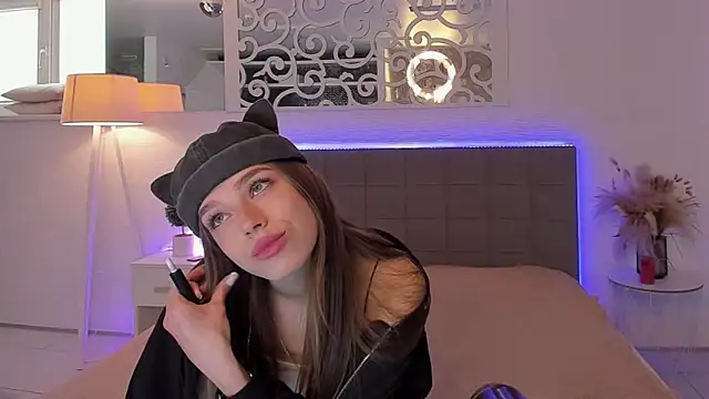 melissacrayzy online show from May 17, 2026, 5:18 am