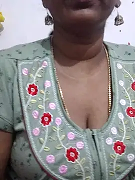 Snapshot of Tamil_Meera12 chatting on July 11, 2026, 3:40 am Tamil Meera12 online show from July 11, 2026, 3:40 am