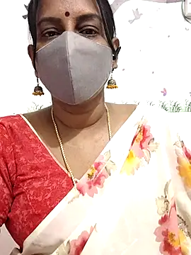 Snapshot of Tamil_Meera12 chatting on July 29, 2026, 3:28 am Tamil Meera12 online show from July 29, 2026, 3:28 am