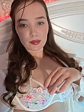Snapshot of GoddessYanaMironova chatting on July 5, 2026, 8:15 pm GoddessYanaMironova online show from July 5, 2026, 8:15 pm