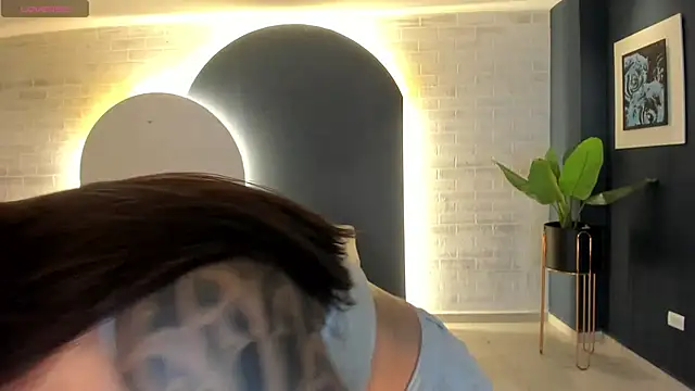 IsabellaKroft online show from March 10, 2025, 7:29 pm