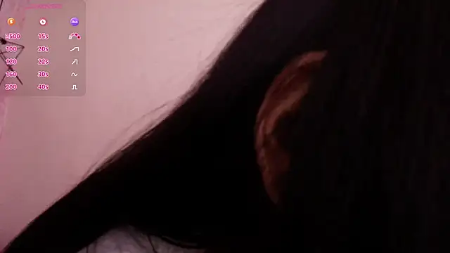 Raichell  online show from September 14, 2025, 4:02 am