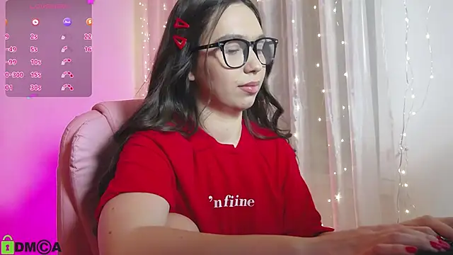 Snapshot of Arianahot777 chatting on March 13, 2025, 9:05 pm Arianahot777 online show from March 13, 2025, 9:05 pm