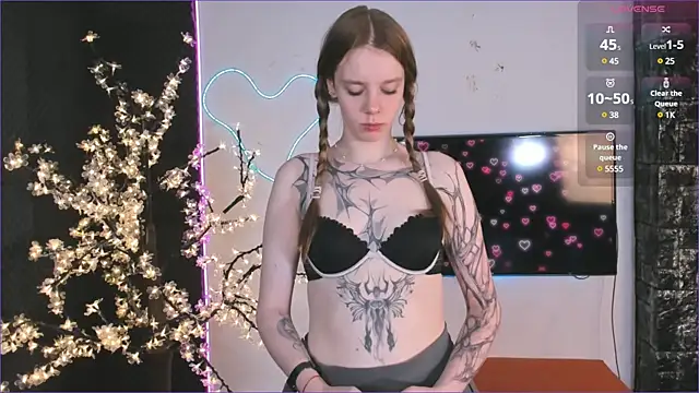 kitness sky online show from February 9, 2025, 9:47 am