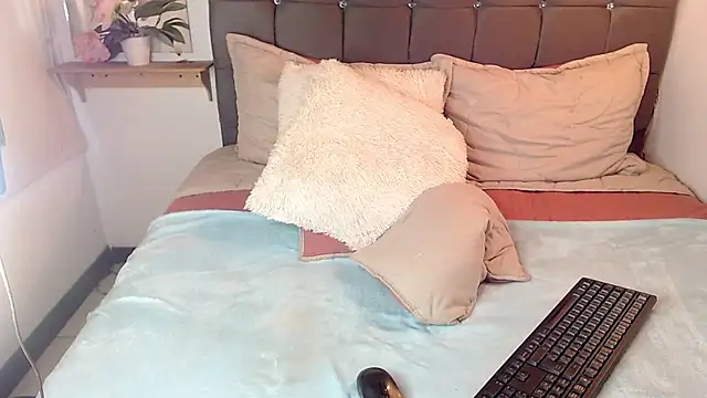 vicky bass online show from March 3, 2025, 6:46 pm