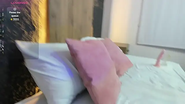 dalila harris online show from September 22, 2025, 7:42 pm