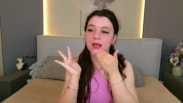 Pauline Heaven online show from June 27, 2026, 5:35 am