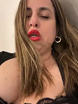 laarti online show from April 13, 2026, 10:36 pm