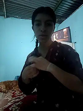 Ariell Kieran online show from February 13, 2026, 1:27 am