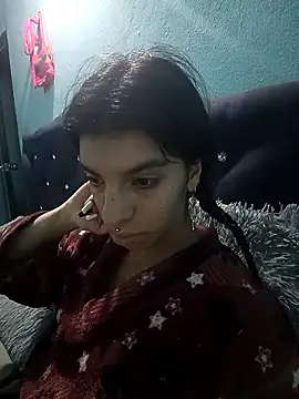 Ariell Kieran online show from November 5, 2025, 3:09 am