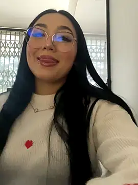 Snapshot of Enyel_valmina chatting on September 18, 2025, 5:49 pm Enyel valmina online show from September 18, 2025, 5:49 pm