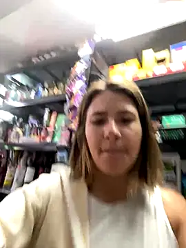 Andrea18 blonde online show from October 30, 2025, 2:04 pm