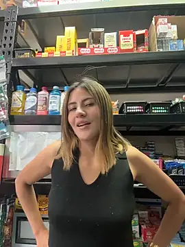 Snapshot of Andrea18_blonde chatting on February 10, 2026, 4:28 pm Andrea18 blonde online show from February 10, 2026, 4:28 pm