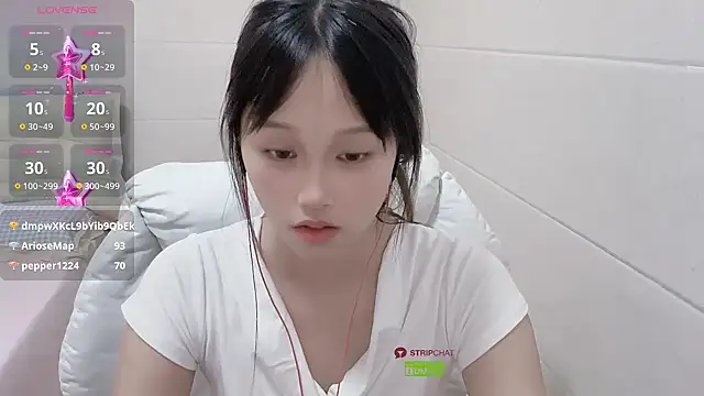 xunian71O online show from March 16, 2025, 11:27 am