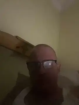 ClimbedCaelum online show from October 6, 2025, 6:14 am