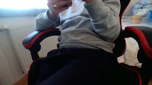 Snapshot of balkis30 chatting on October 8, 2025, 9:00 am balkis30 online show from October 8, 2025, 9:00 am