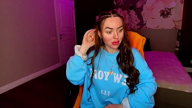 MissisCaty online show from April 18, 2026, 2:36 am