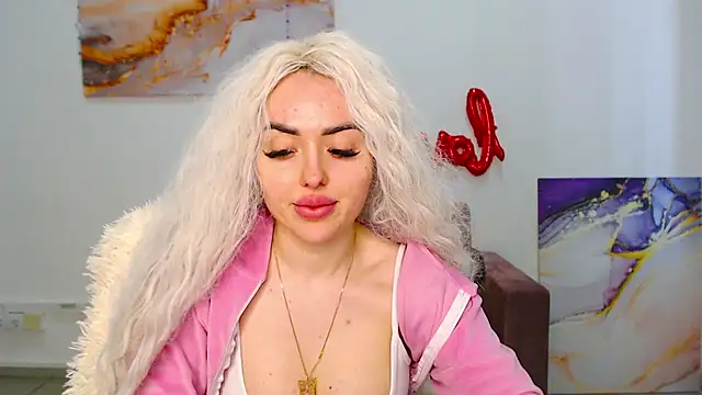 MissisCaty online show from March 21, 2025, 9:45 am