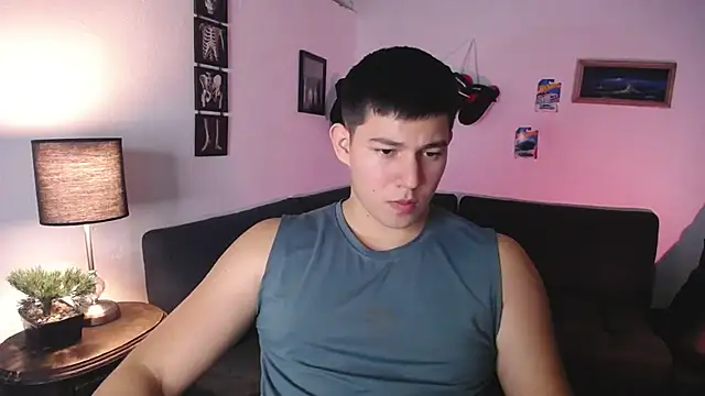 JamesCr  online show from February 25, 2026, 12:33 am