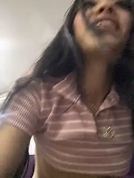 Snapshot of TayylorSexx chatting on February 28, 2025, 8:20 am TayylorSexx online show from February 28, 2025, 8:20 am