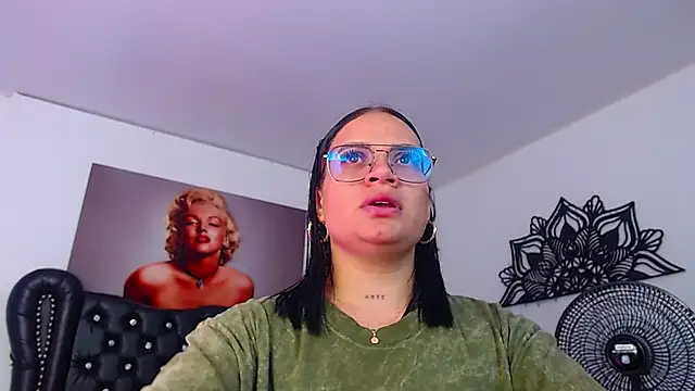 Taliana36 online show from March 5, 2025, 1:06 pm