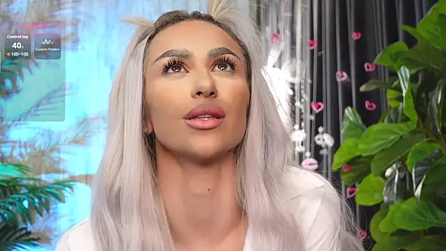 Snapshot of KarlaBart chatting on November 28, 2025, 8:20 pm KarlaBart online show from November 28, 2025, 8:20 pm