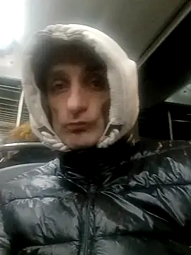 ANGELSANTAMARIA- online show from November 24, 2025, 8:42 pm