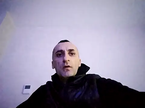 ANGELSANTAMARIA- online show from December 16, 2025, 11:03 am