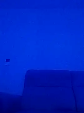 ANGELSANTAMARIA- online show from December 1, 2025, 8:10 pm