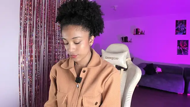kiryB online show from May 6, 2026, 4:38 am