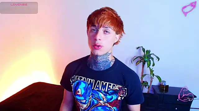 Snapshot of 7_Saturno_7 chatting on February 21, 2026, 8:33 pm 7 Saturno 7 online show from February 21, 2026, 8:33 pm