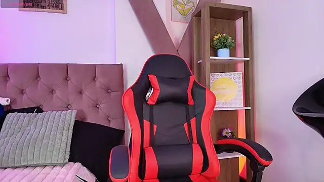 Snapshot of PepperTwink chatting on February 12, 2026, 3:56 pm PepperTwink online show from February 12, 2026, 3:56 pm