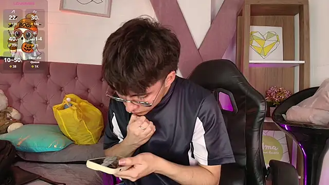 Snapshot of PepperTwink chatting on November 21, 2025, 5:34 pm PepperTwink online show from November 21, 2025, 5:34 pm