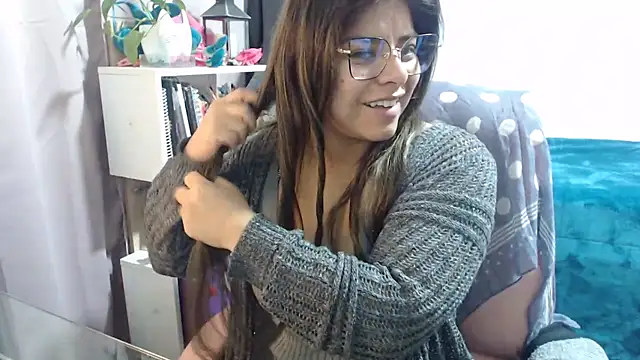 Snapshot of KatteAngelLat chatting on November 14, 2025, 12:25 am KatteAngelLat online show from November 14, 2025, 12:25 am