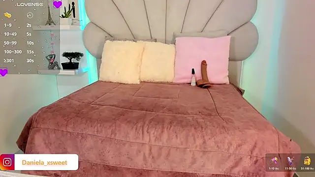 Danielaangelina online show from February 17, 2026, 6:11 am