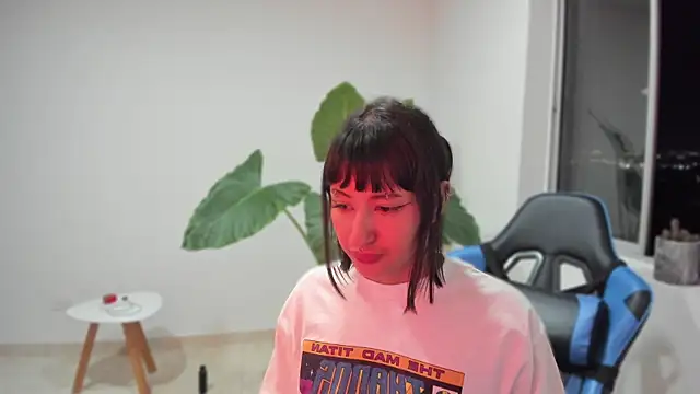 ggor4w33 online show from September 12, 2025, 6:35 am