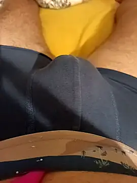 Snapshot of Dam70 chatting on September 11, 2025, 8:20 pm Dam70 online show from September 11, 2025, 8:20 pm