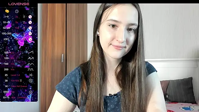 Cute  Nana online show from October 20, 2025, 6:26 am