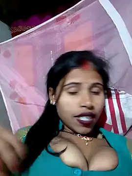 Snapshot of Miss_triha chatting on March 14, 2025, 3:14 pm Miss triha online show from March 14, 2025, 3:14 pm