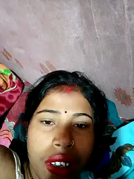 Snapshot of Miss_triha chatting on February 16, 2025, 9:38 pm Miss triha online show from February 16, 2025, 9:38 pm