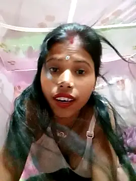 Snapshot of Miss_triha chatting on March 10, 2025, 7:18 pm Miss triha online show from March 10, 2025, 7:18 pm