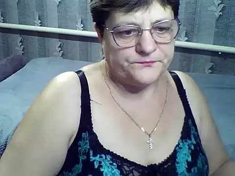 ElzaJewel online show from January 7, 2026, 1:43 am