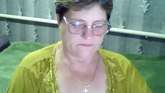 Snapshot of ElzaJewel chatting on October 7, 2025, 5:08 am ElzaJewel online show from October 7, 2025, 5:08 am